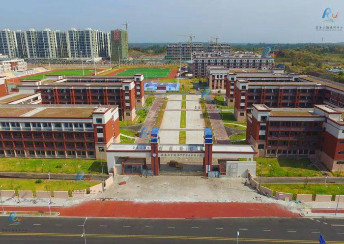 重庆市荣昌区黄金坡新区高中及初中学校